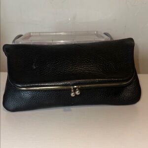 Vintage Black Leather Kiss-lock Clutch